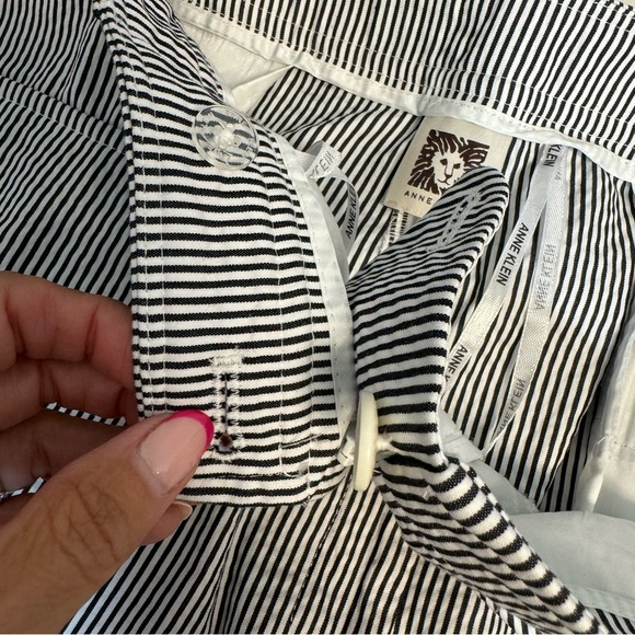 NWT- Anne Klein Black stripe seersucker Pants sz 16 - Picture 5 of 9